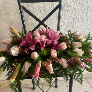 Cubrecaja con rosas y lilys